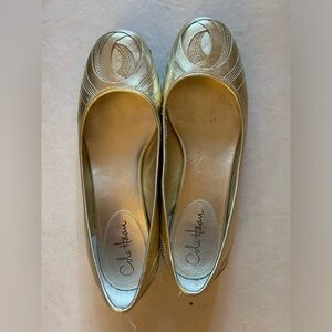 Cole Hann size 9 Gold swirl flats. Excellent condition